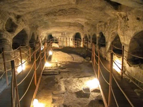 Places to Visit in Milos Greece