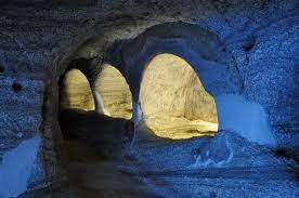 Places to Visit in Milos Greece