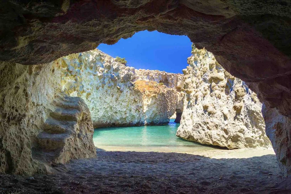 Places to Visit in Milos Greece