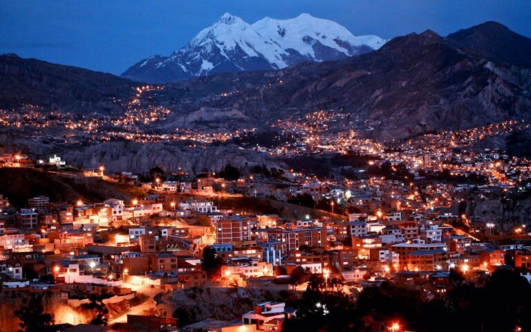 A Spectacular Arrival to La Paz: