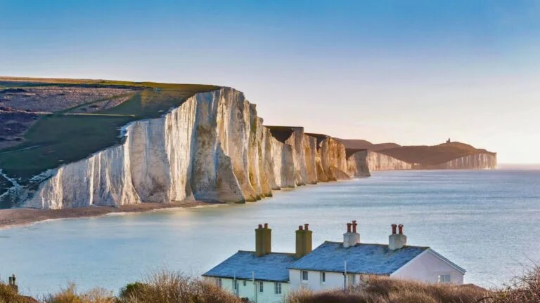 5 Best Places to Visit in the UK Outside of London