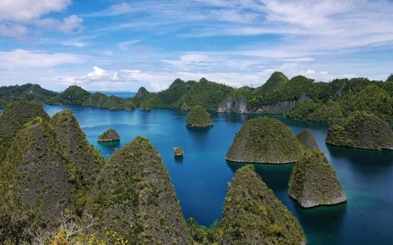 Our Top 5 Best Places To Visit In Papua New Guinea: